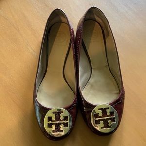 Tory Burch - Burgundy leather flats. 9.5